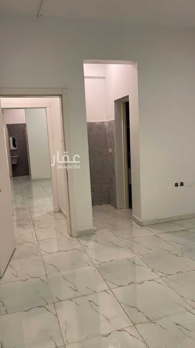 1 bedroom office in Al Sinaiyah, Riyadh 6