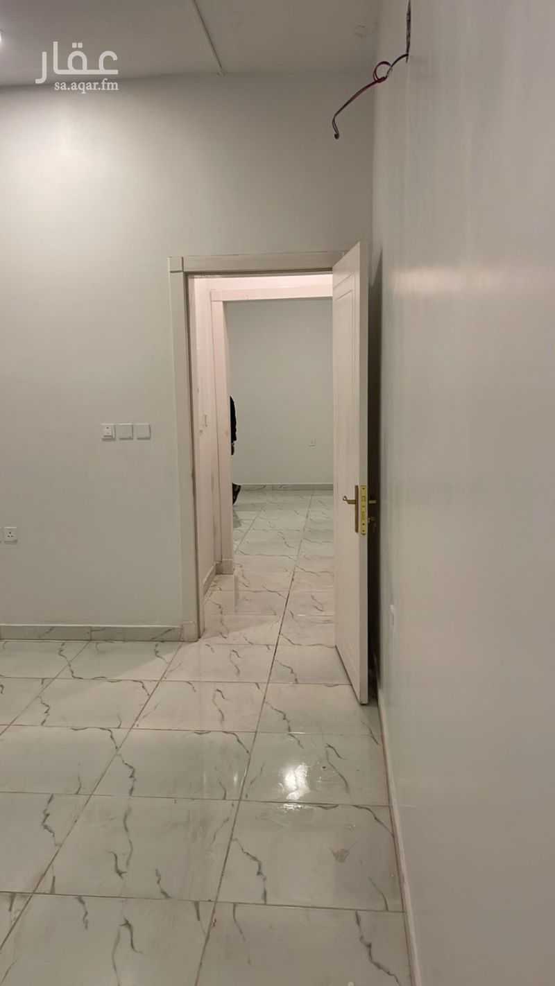 1 bedroom office in Al Sinaiyah, Riyadh 7