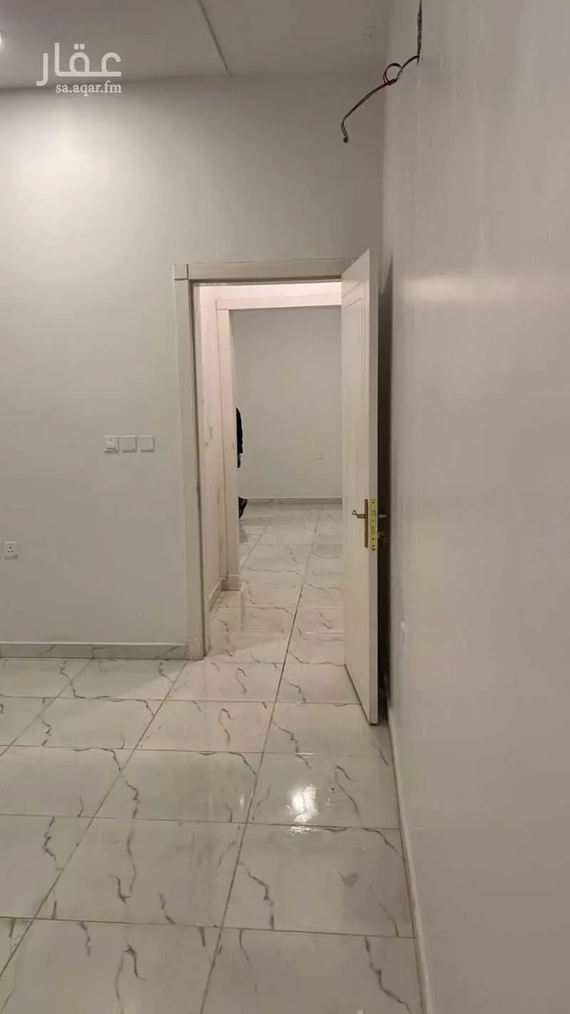 412 sqm office in As Salhiyah 7