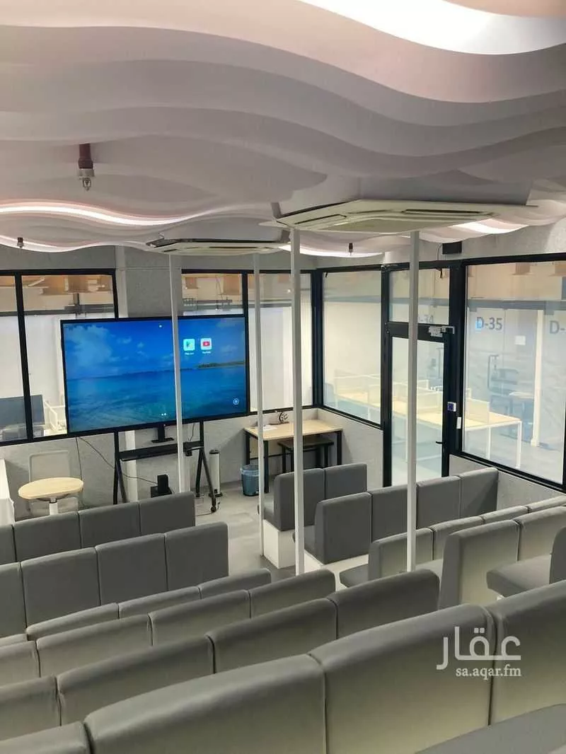 5000 sqm office in As Suwaidi 18