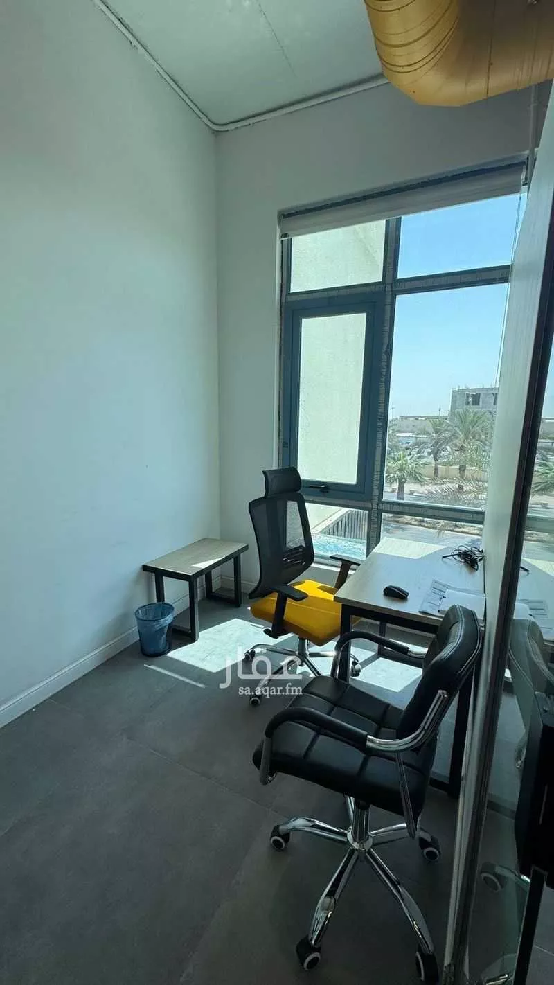 5000 sqm office in As Suwaidi 4