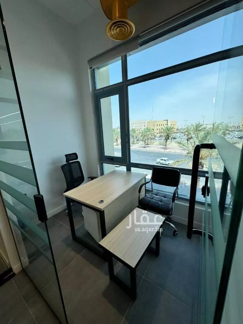 5000 sqm office in As Suwaidi 8