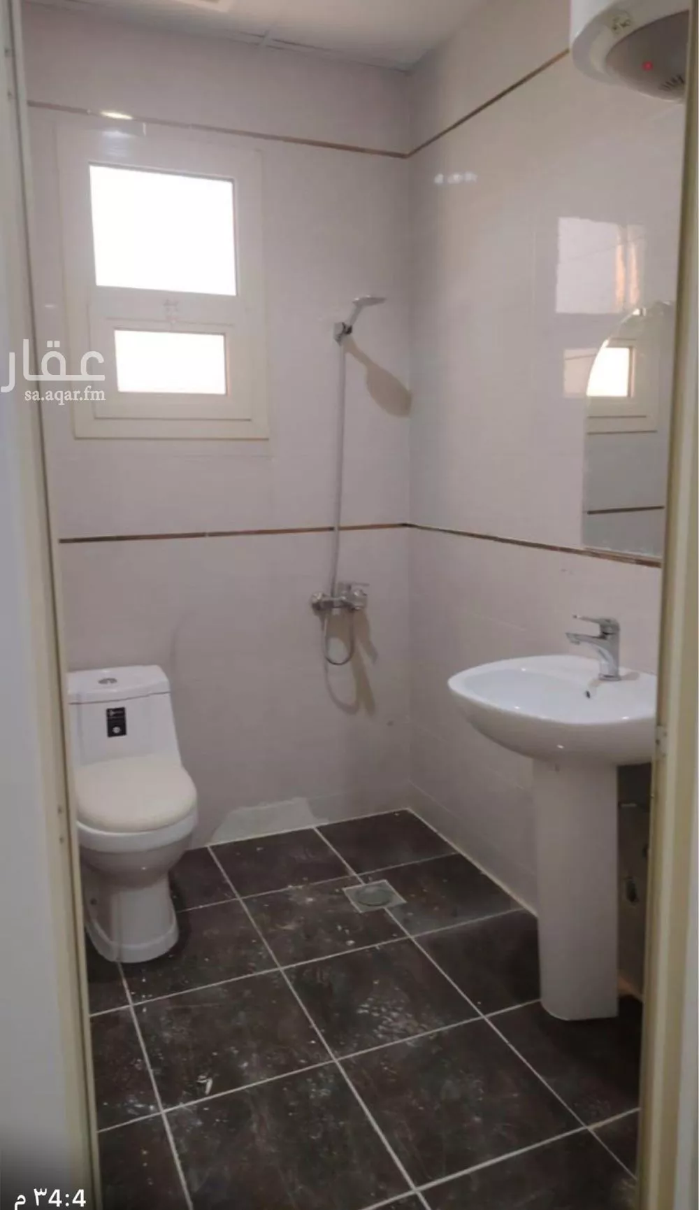 1900 sqm office in Al Masani 4
