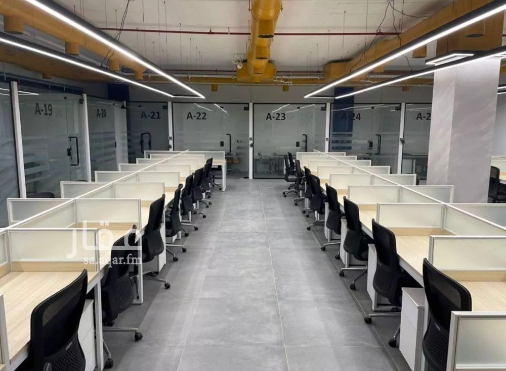 9000 sqm office in As Suwaidi 11