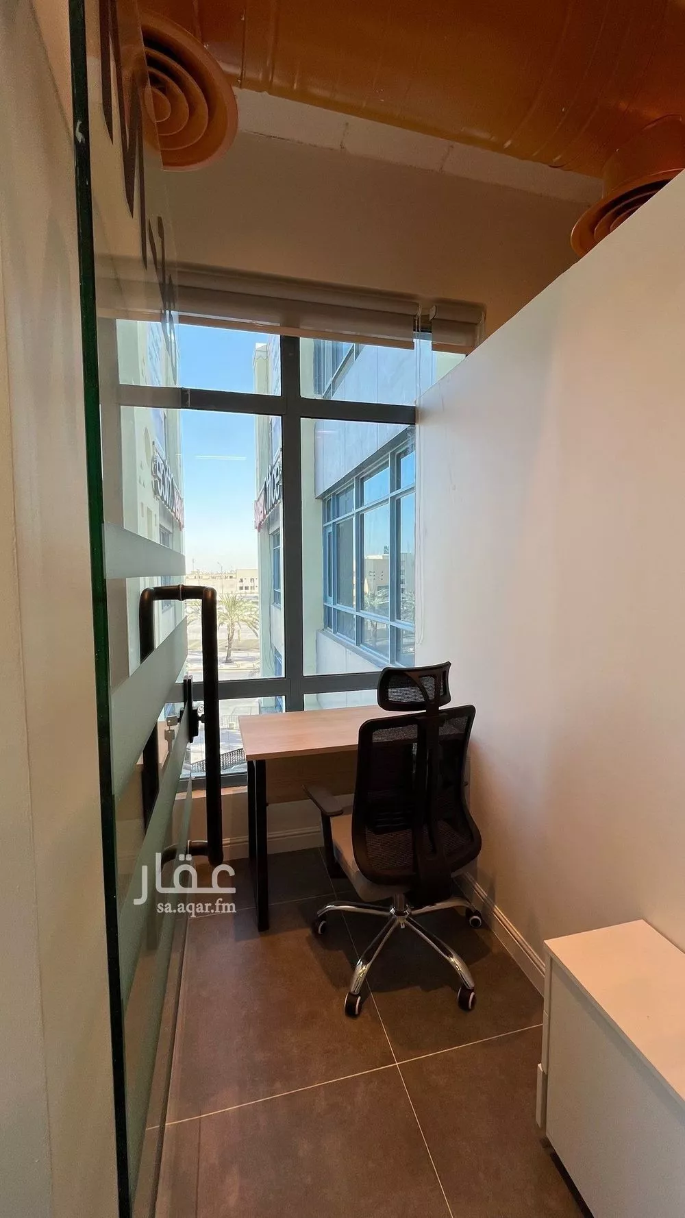 9000 sqm office in As Suwaidi 6