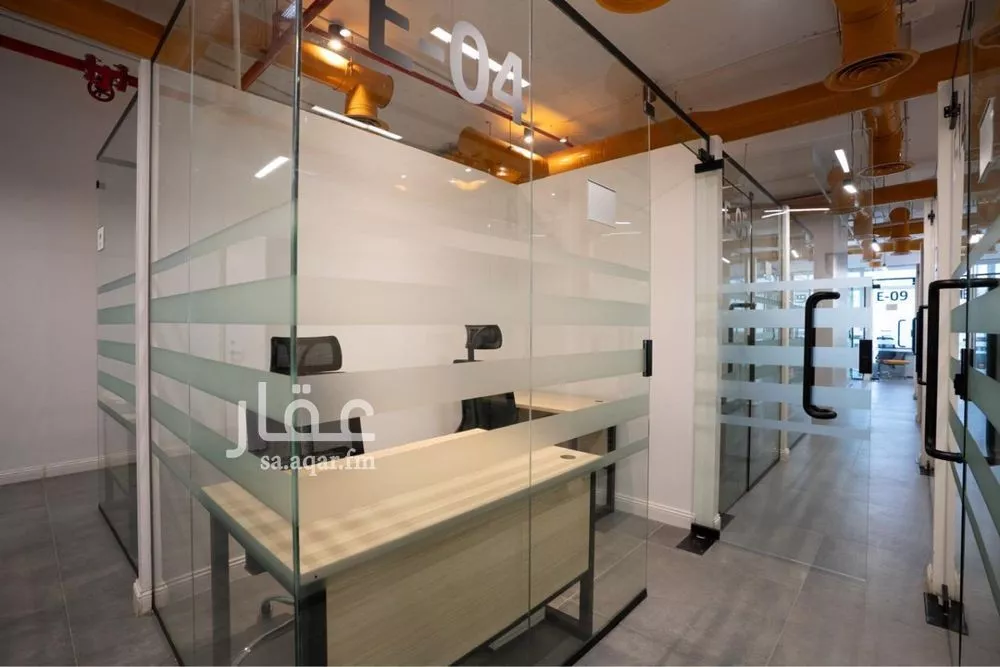 9000 sqm office in As Suwaidi 15