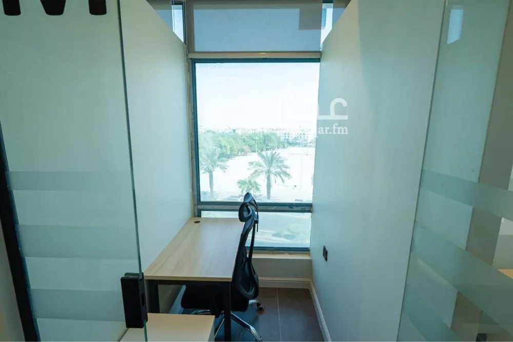 9000 sqm office in As Suwaidi 5