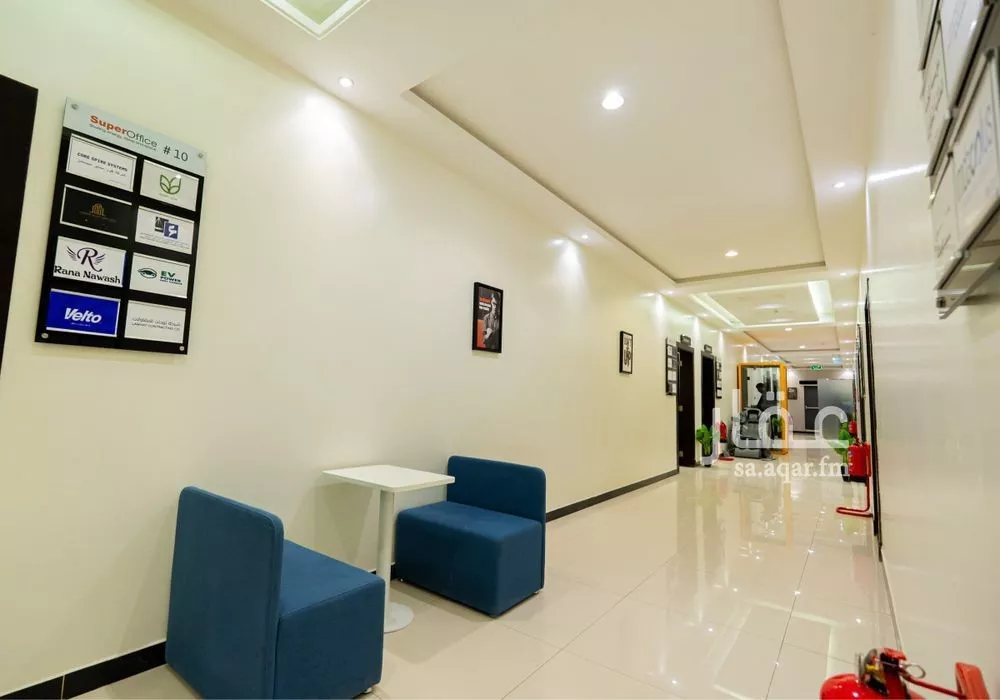 884 sqm office in Al Aridh 7