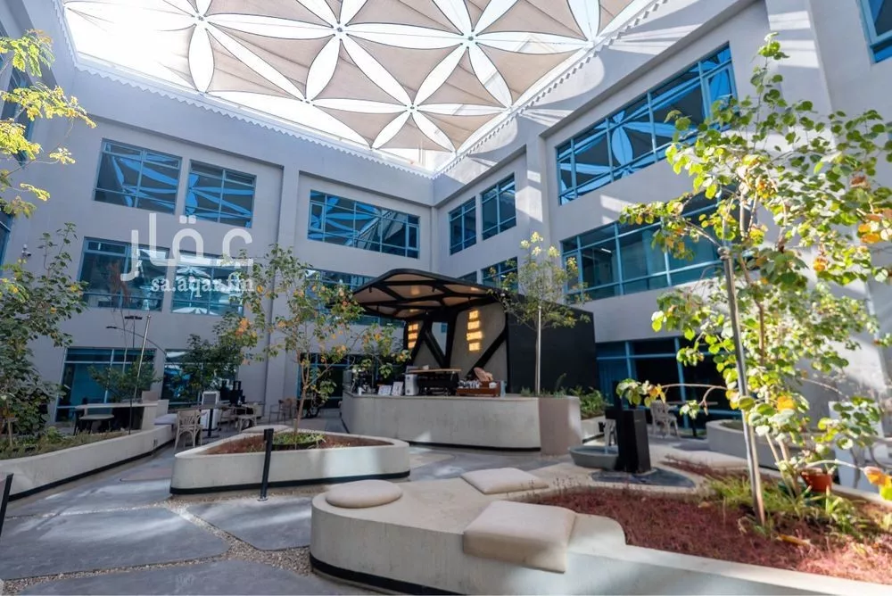 9000 sqm office in As Suwaidi 2