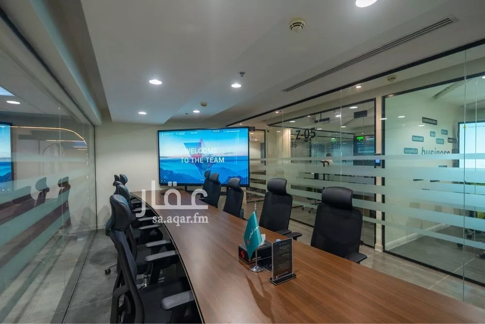 9000 sqm office in As Suwaidi 9