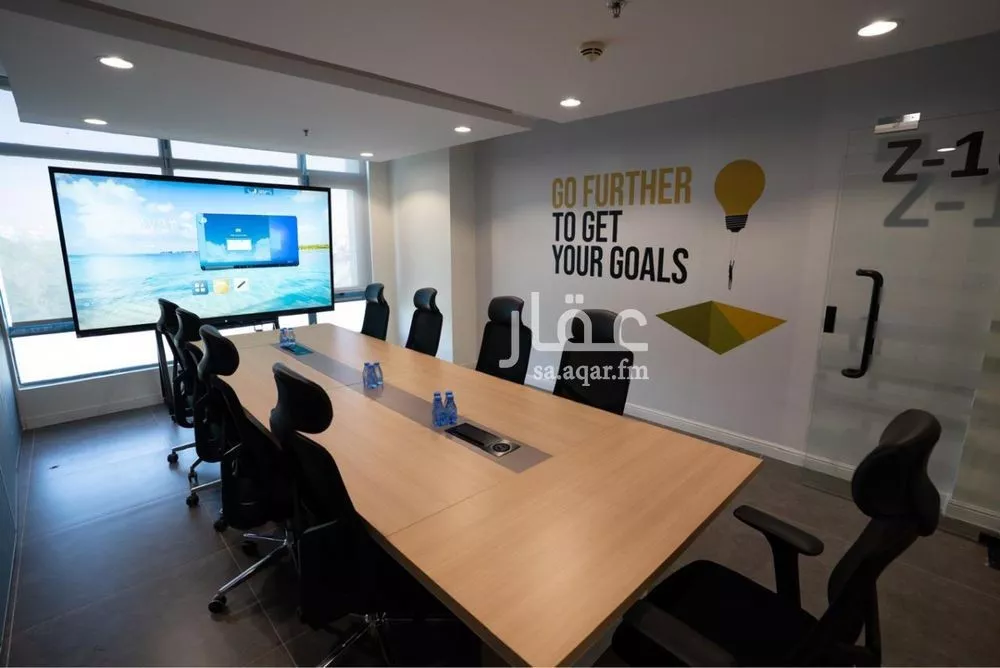 9000 sqm office in As Suwaidi 11