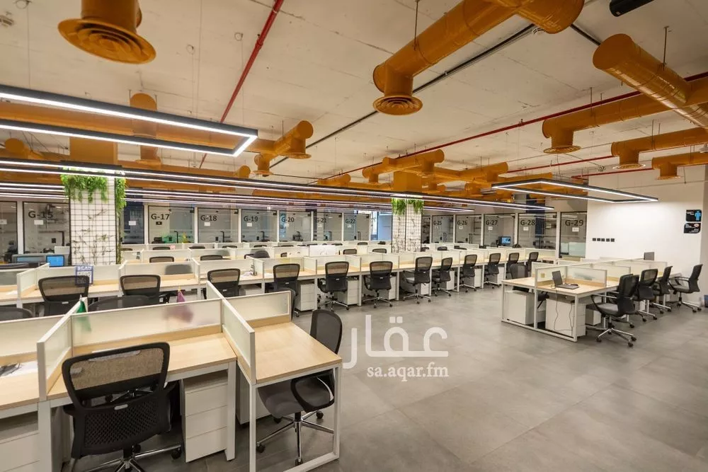 9000 sqm office in As Suwaidi 12