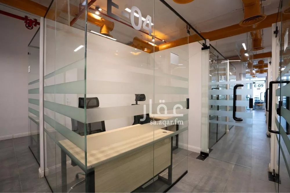 9000 sqm office in As Suwaidi 8