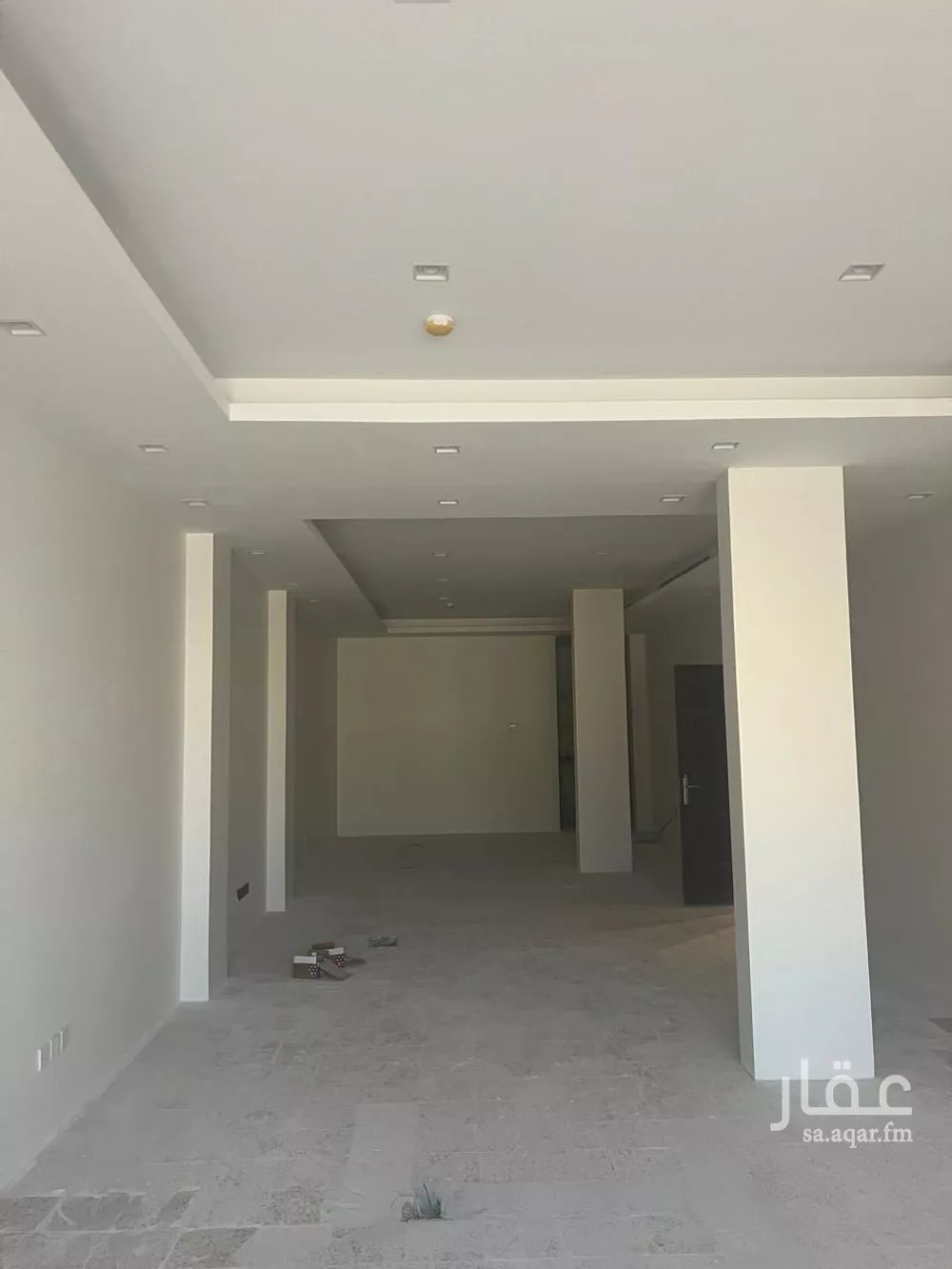 870 sqm office in Al Aqiq 11