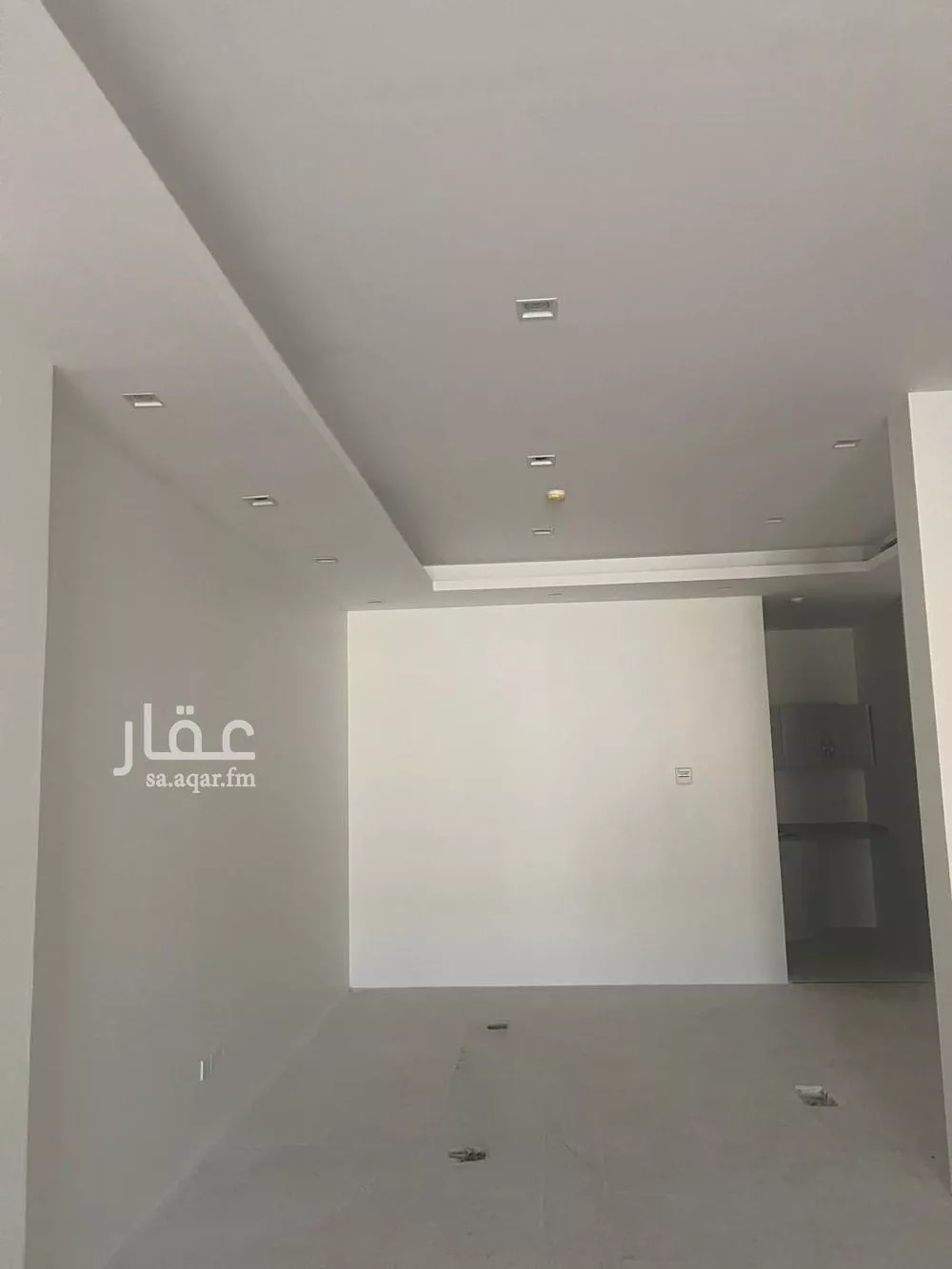 870 sqm office in Al Aqiq 4