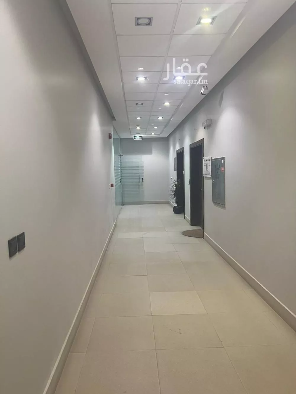 870 sqm office in Al Aqiq 8