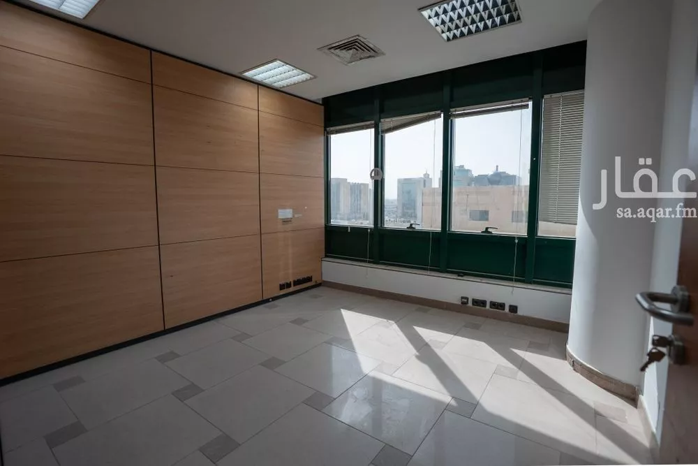 6 bedroom office in Al Olaya, Riyadh 7
