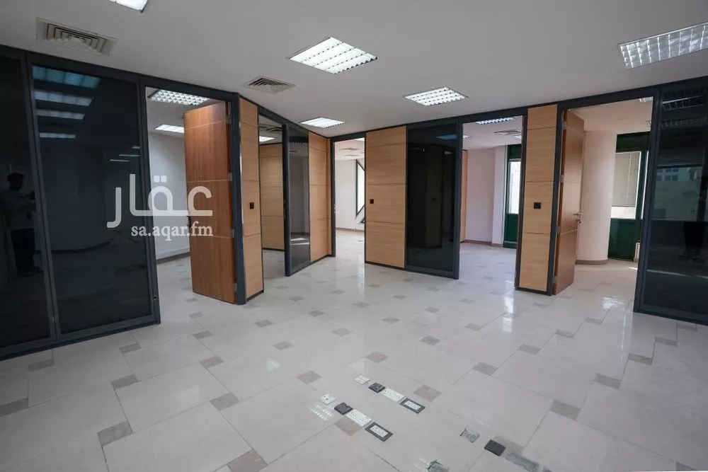 6 bedroom office in Al Olaya, Riyadh 8