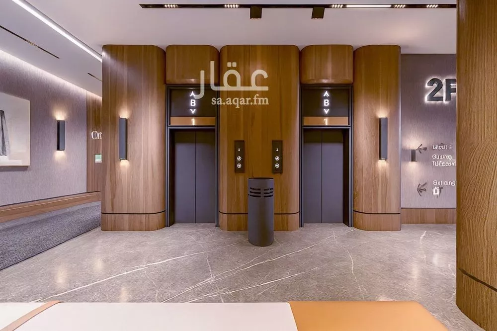 307 sqm office in Al Aridh 18
