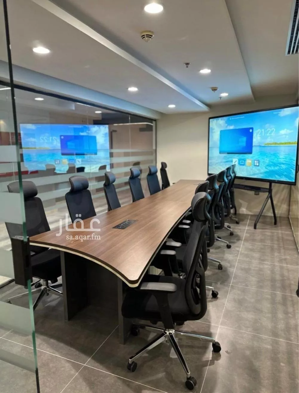 9000 sqm office in As Suwaidi 10