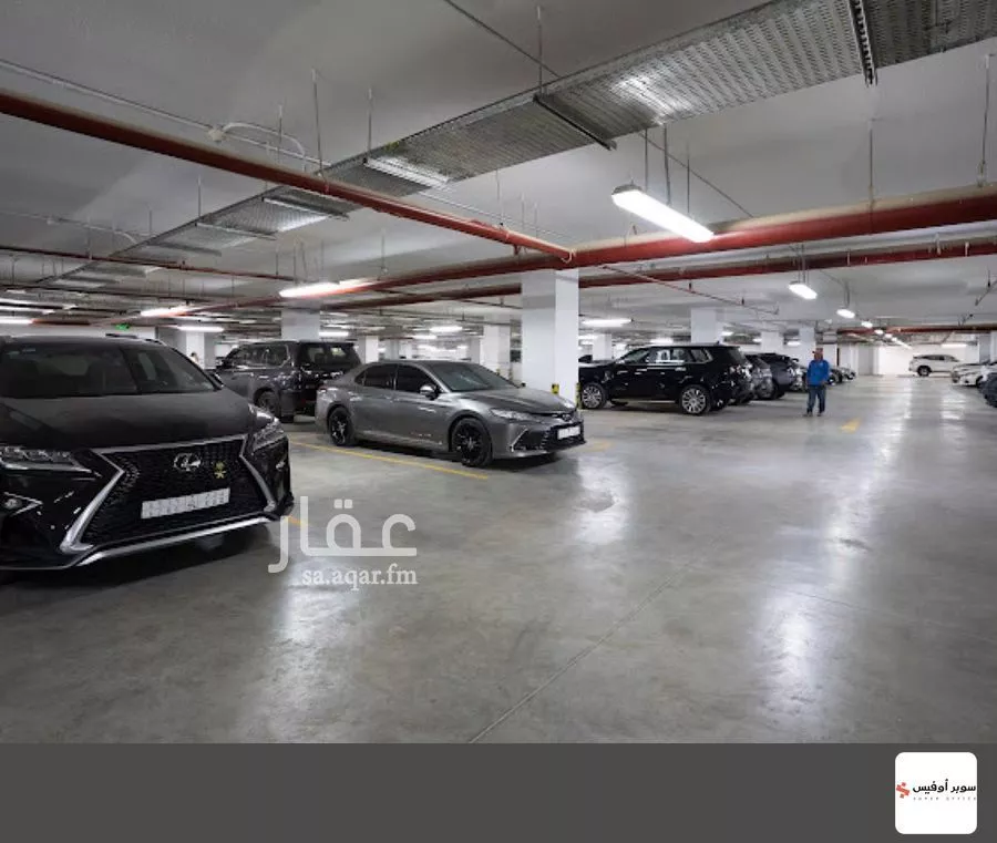9000 sqm office in As Suwaidi 5