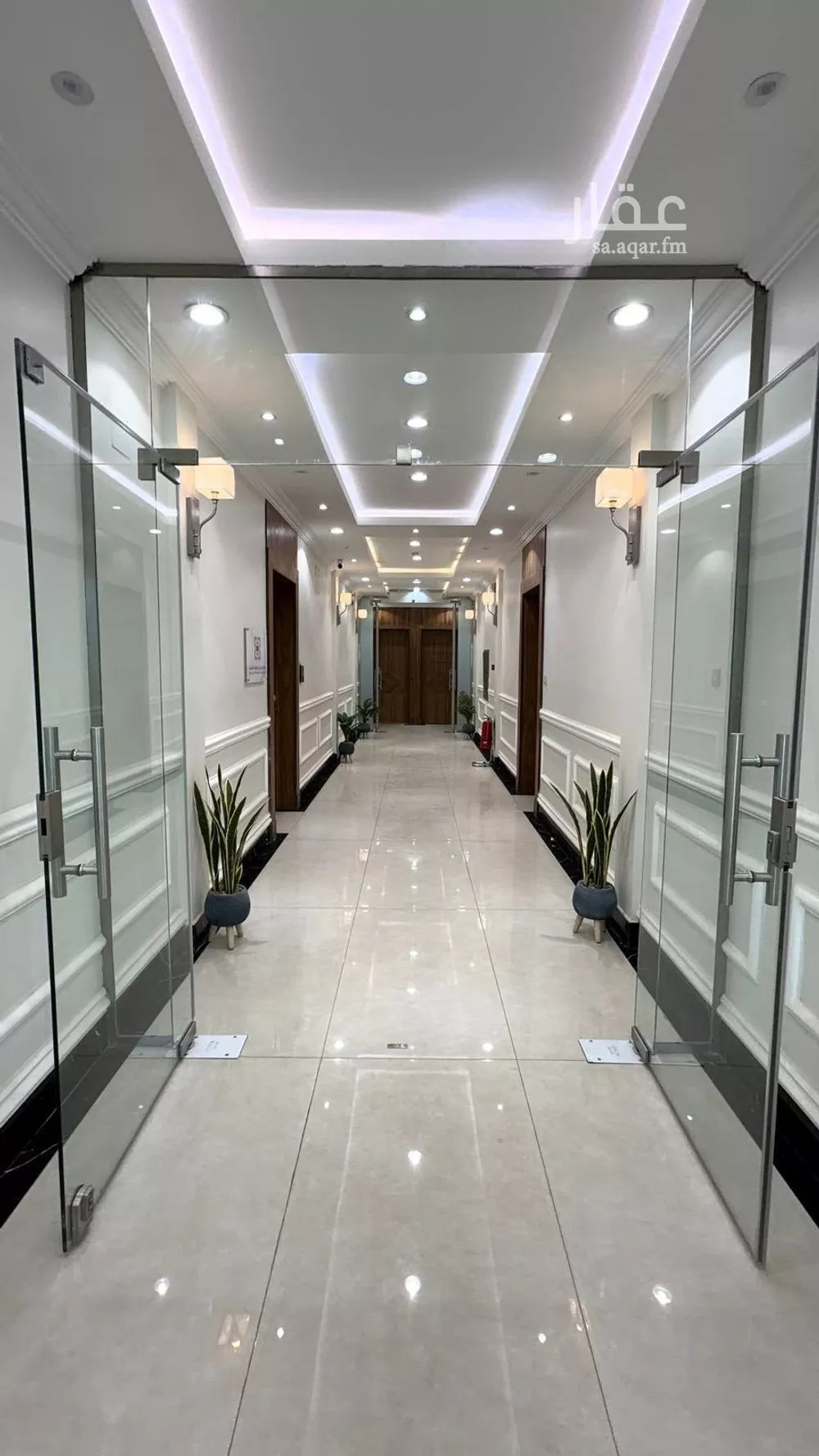 900 sqm office in Hittin 3