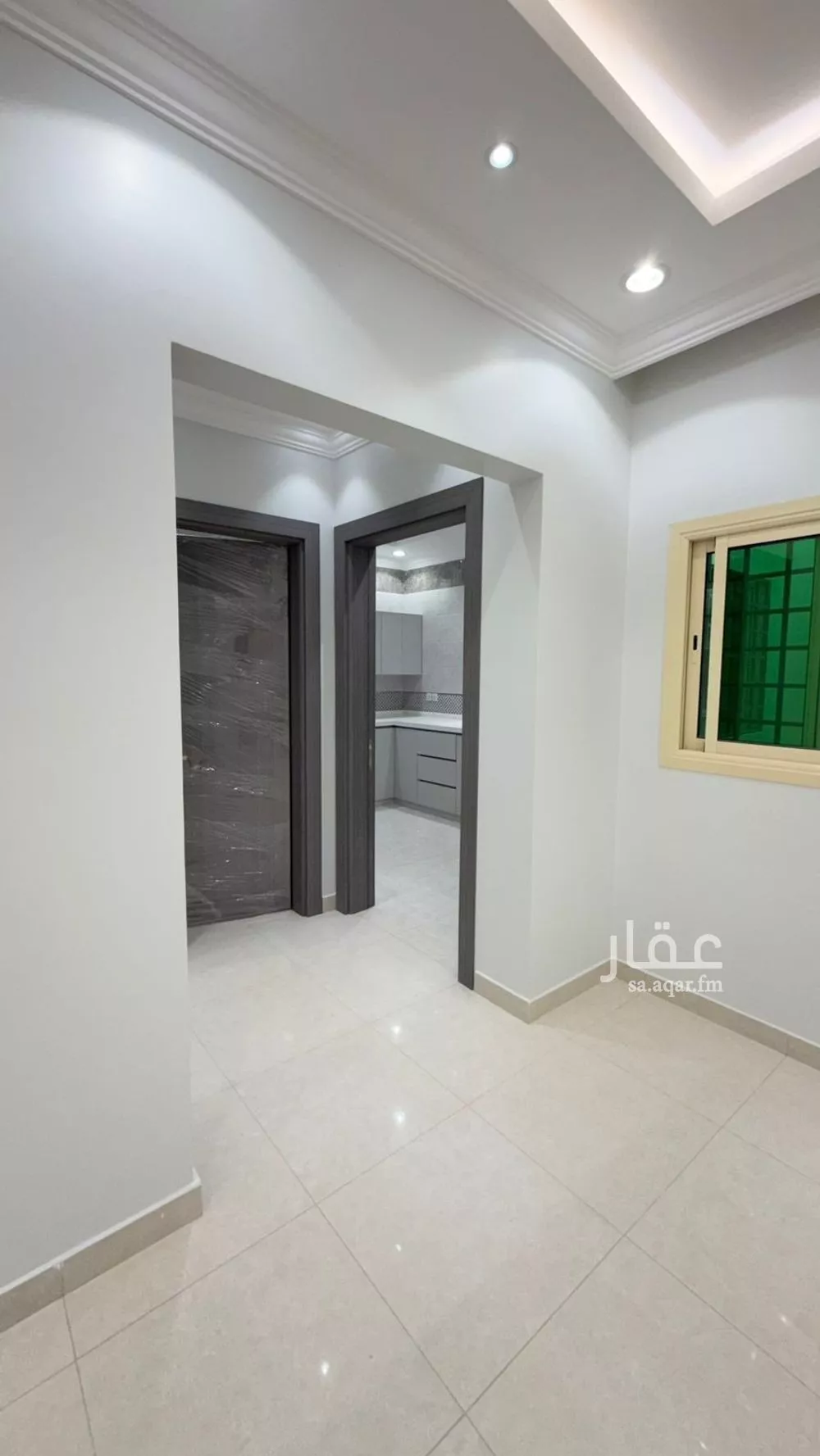 900 sqm office in Hittin 6