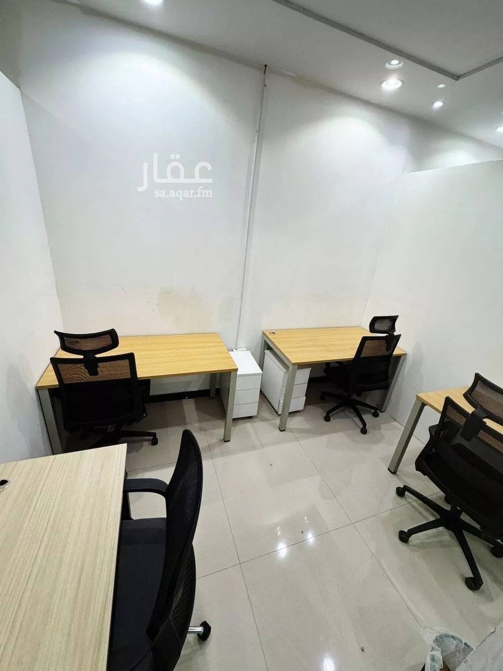مكتب 884 م² في العارض 2