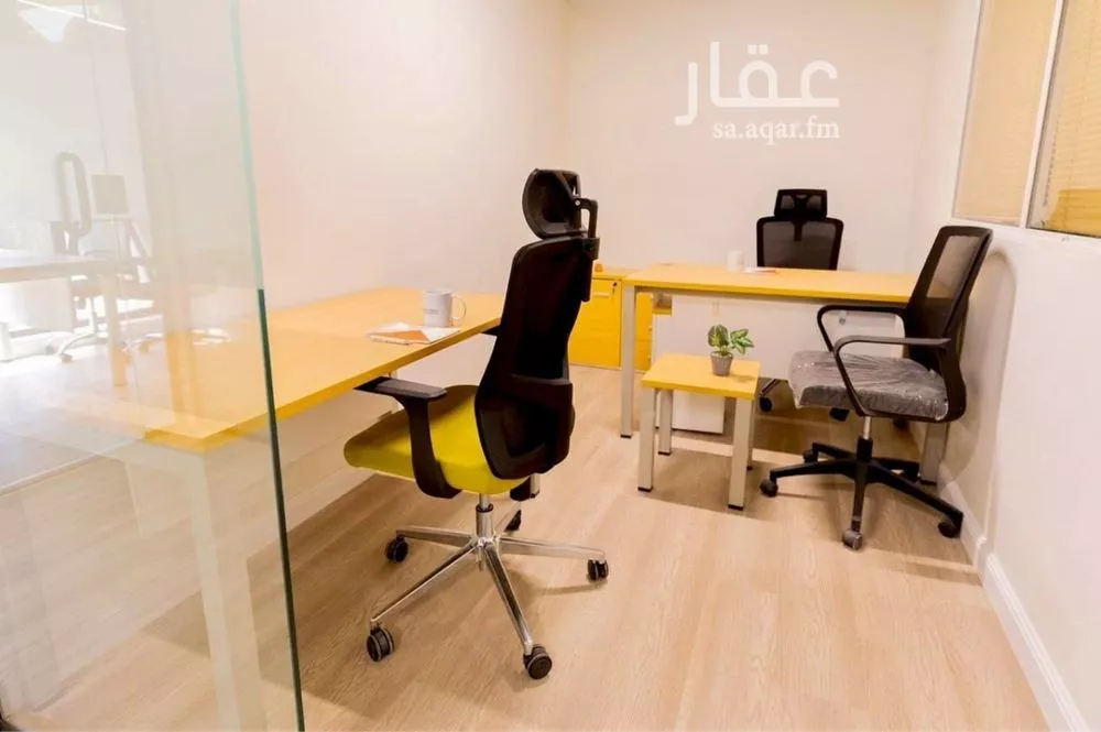 مكتب 5000 م² في الدريهمية 9