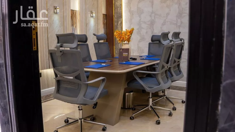 64 sqm office in Al Olaya 11