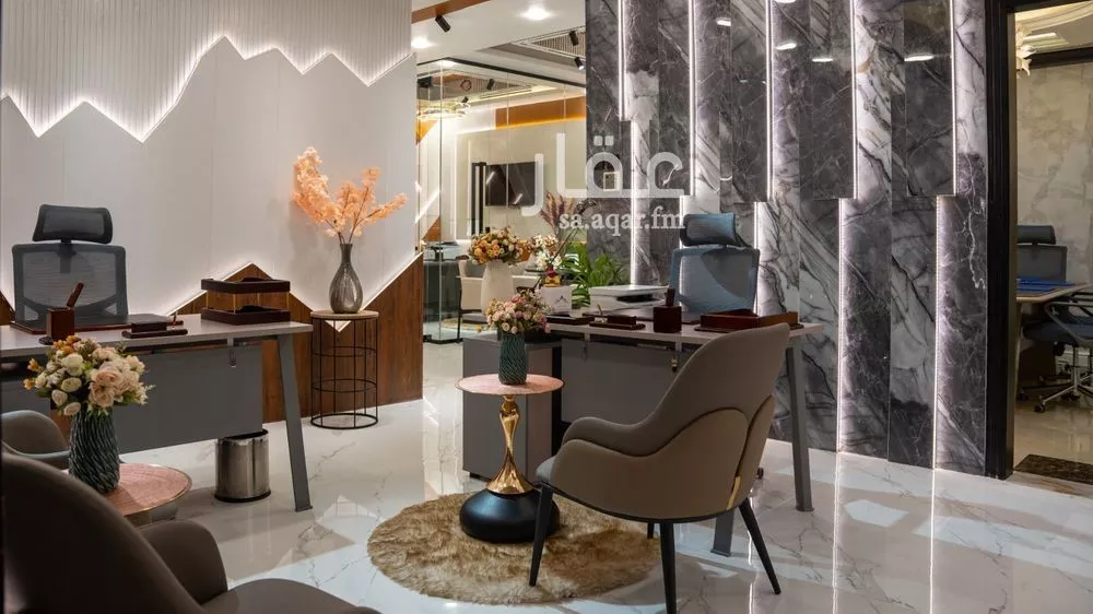 64 sqm office in Al Olaya 15