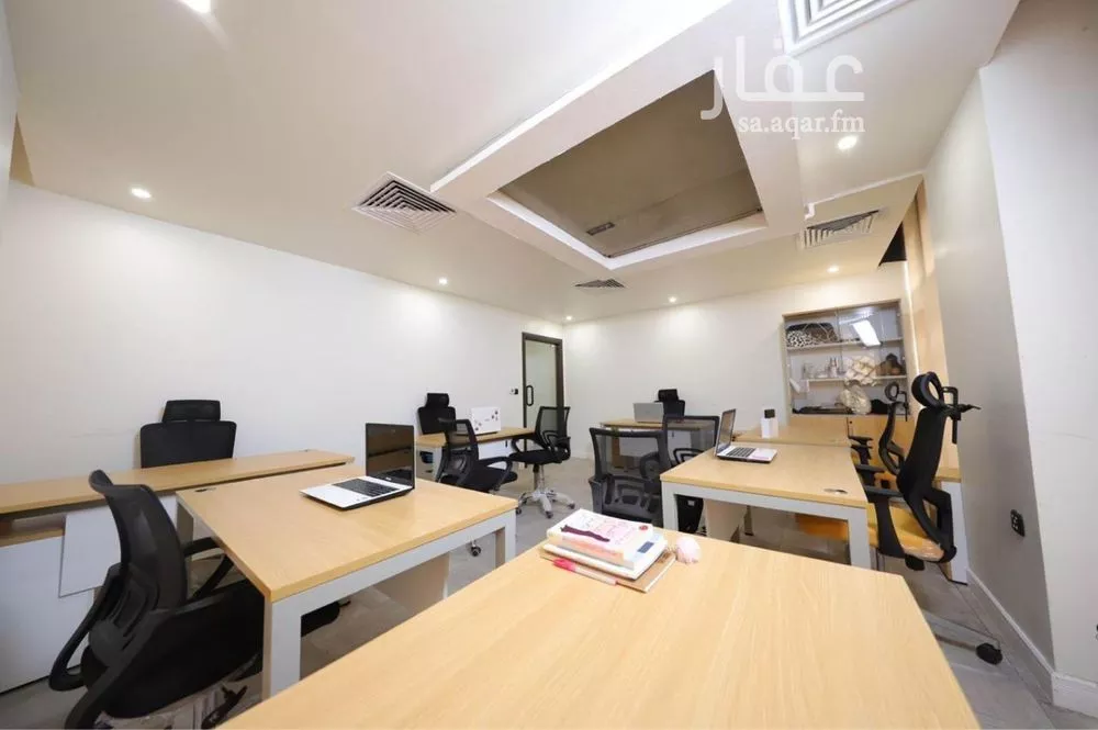 3000 sqm office in Al Sulaimaniyyah 9