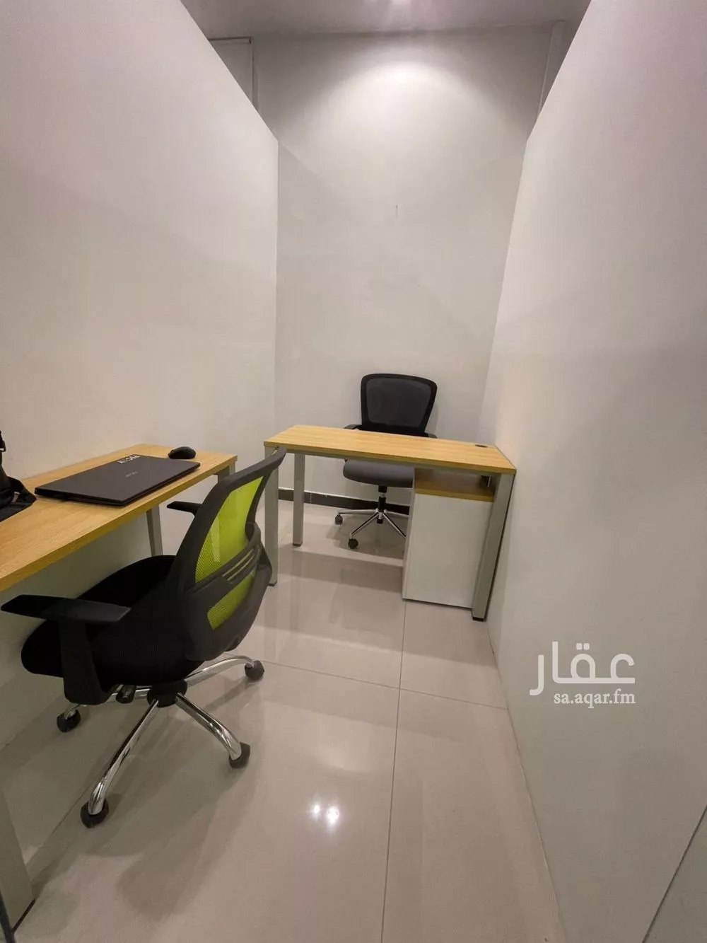 مكتب 884 م² في العارض 6