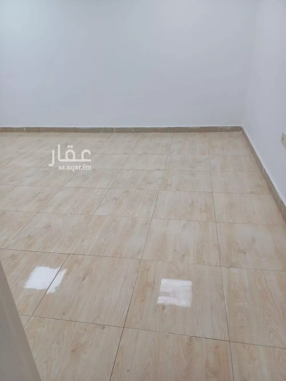 مكتب 610 م² في السعادة 6