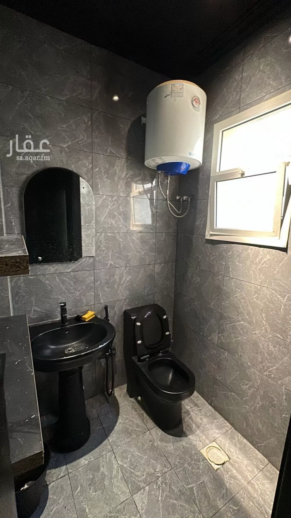 1560 sqm office in Al Yasmin 3