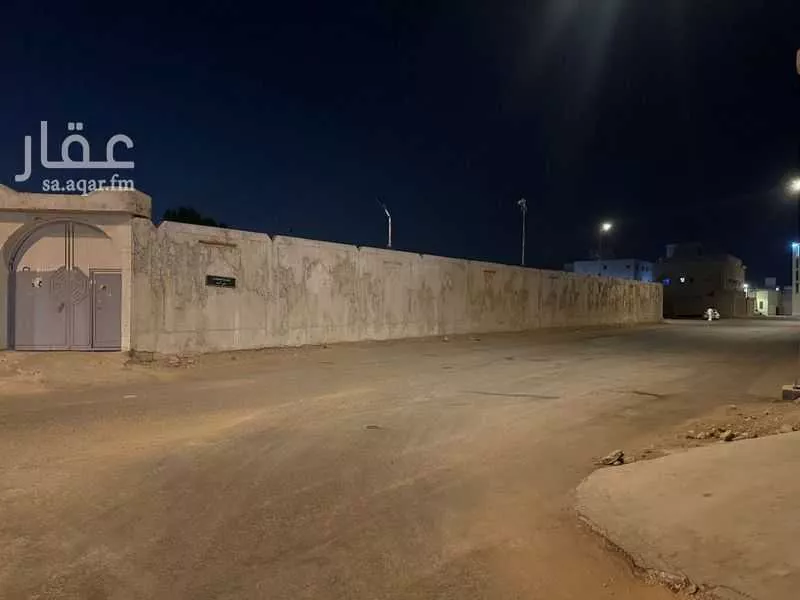 900 sqm land in Uhud 2