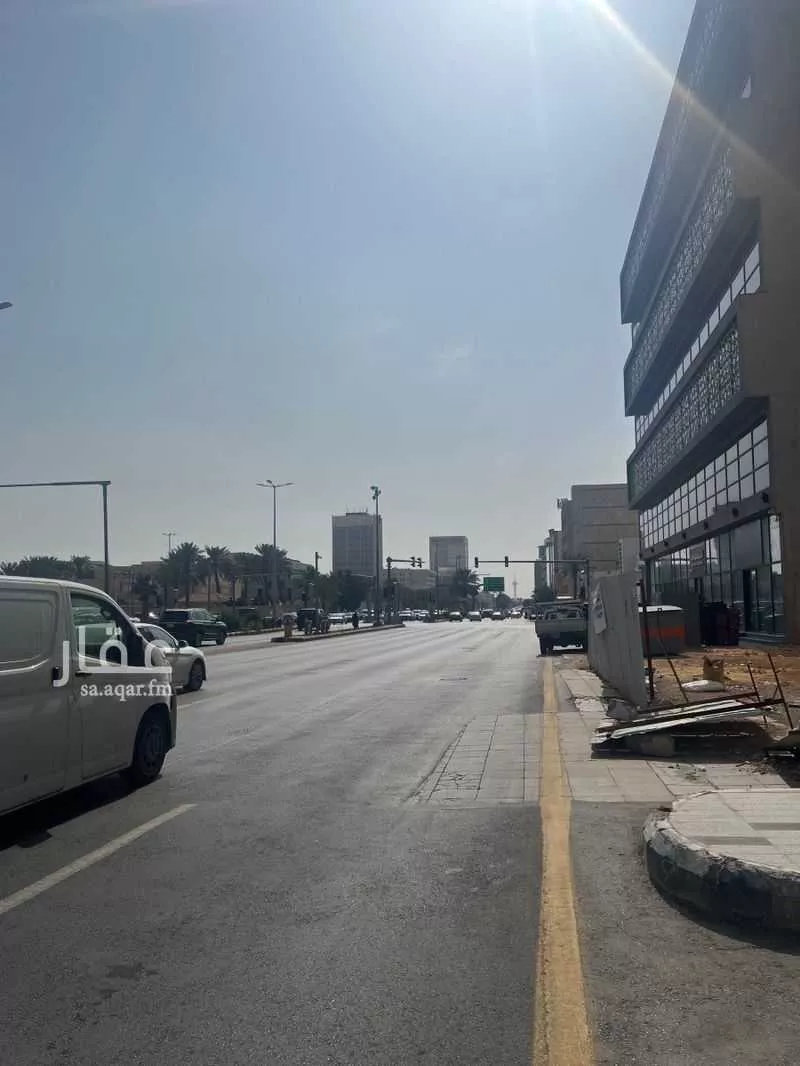 625 sqm land in Al Malaz 3