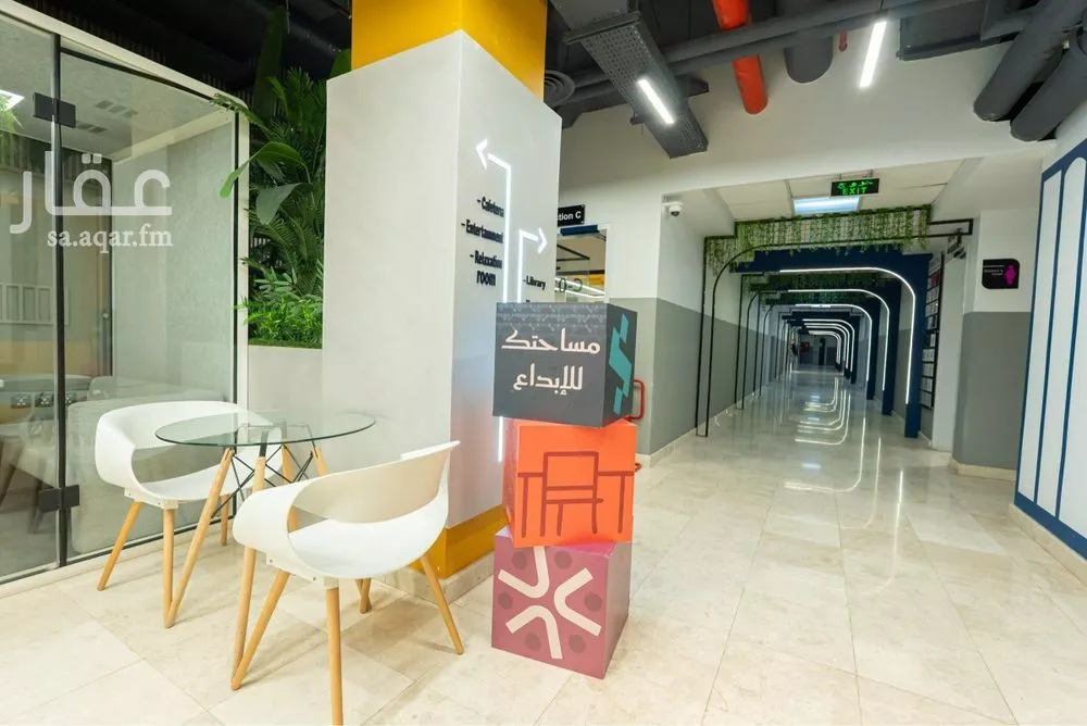 9000 sqm office in As Suwaidi 5