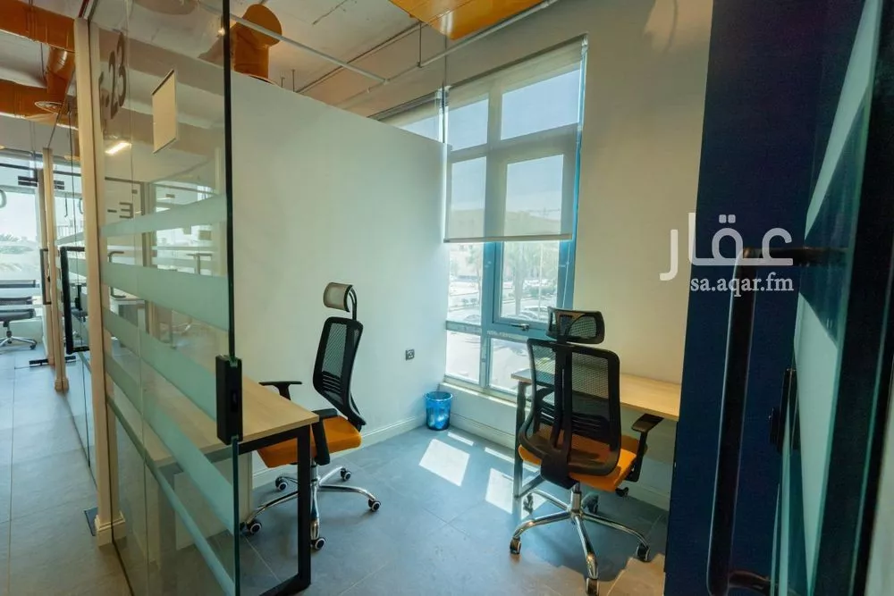 9000 sqm office in As Suwaidi 6