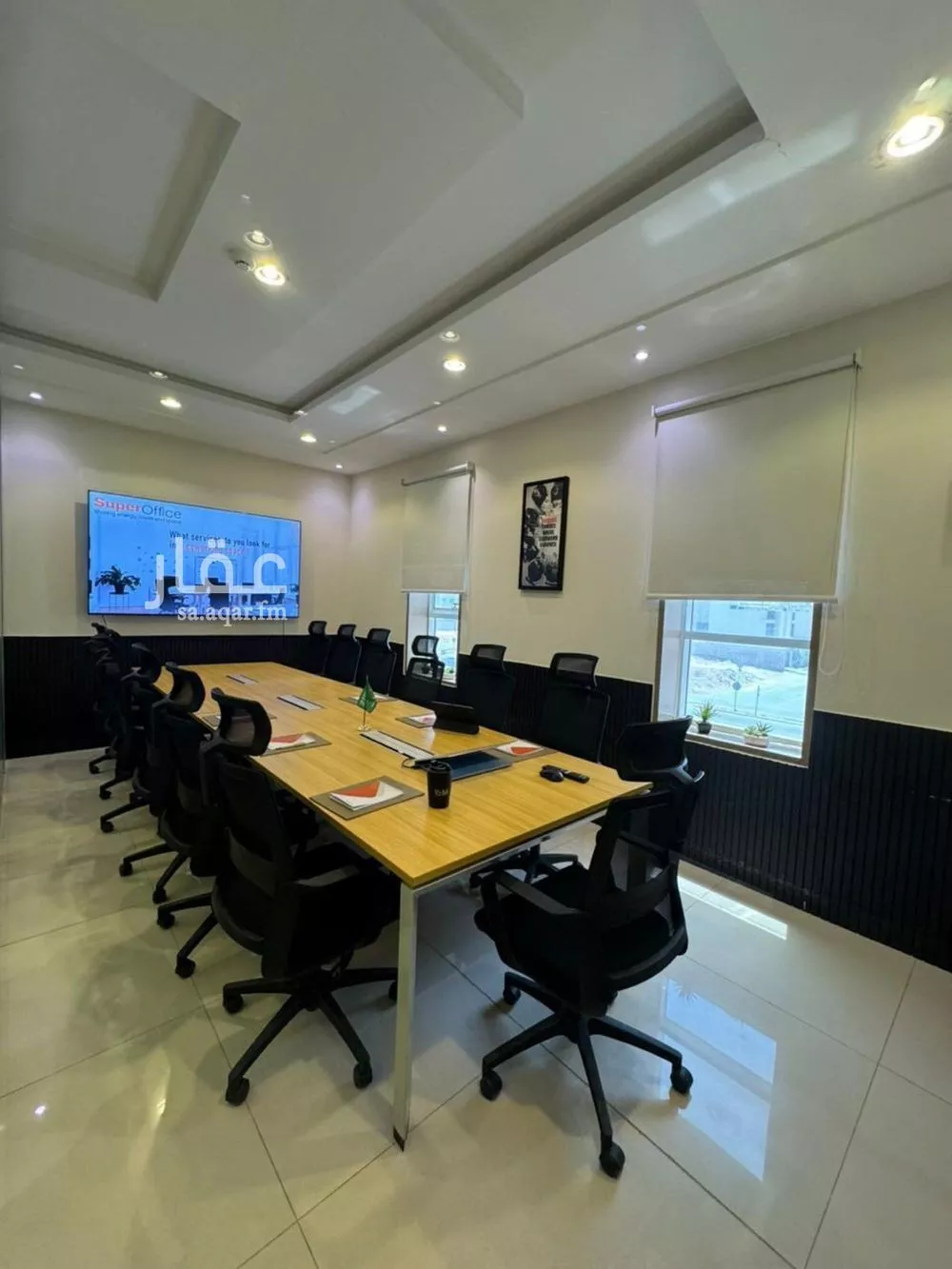 884 sqm office in Al Aridh 8
