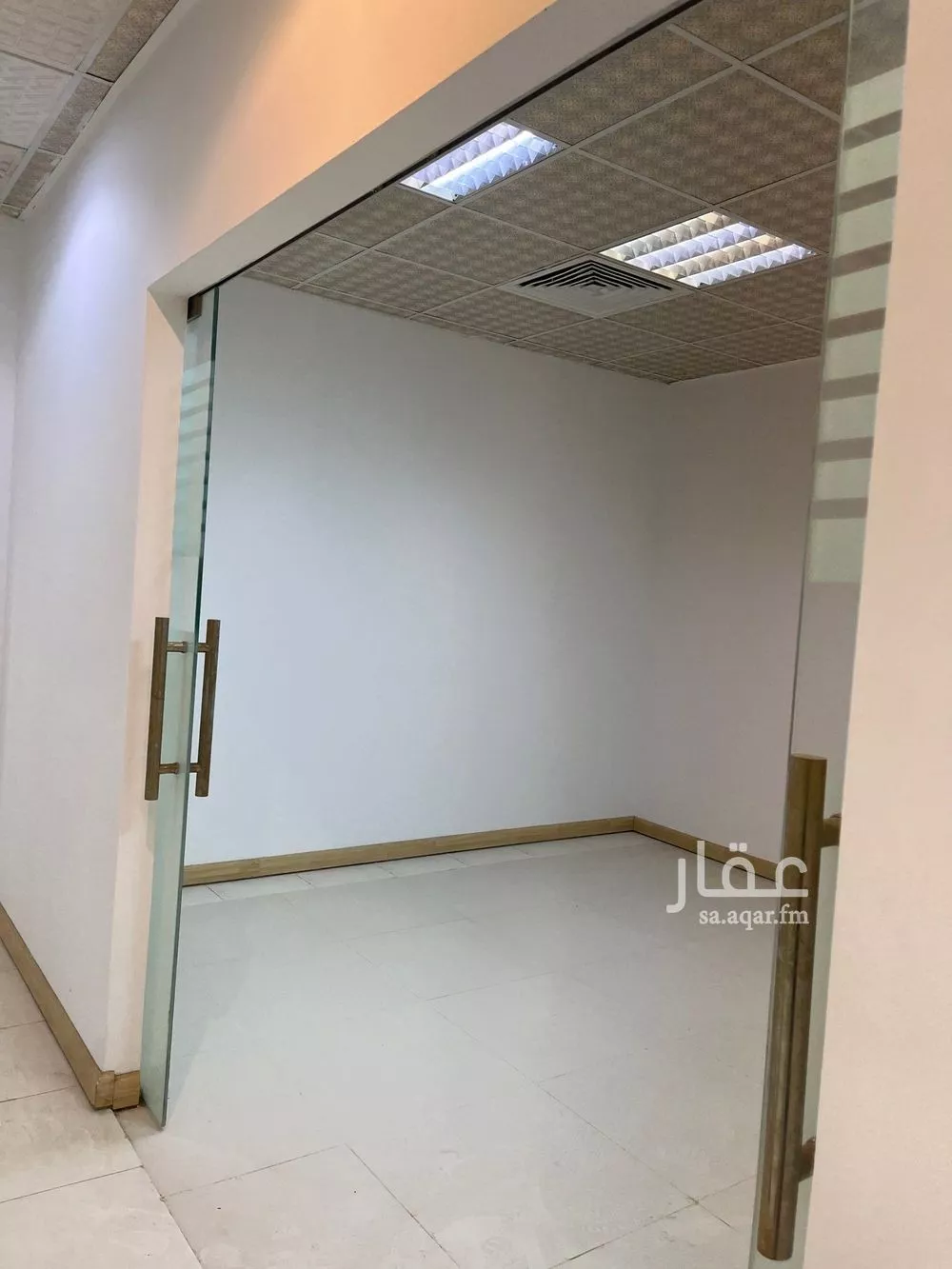 180 sqm office in Al Murabba 8