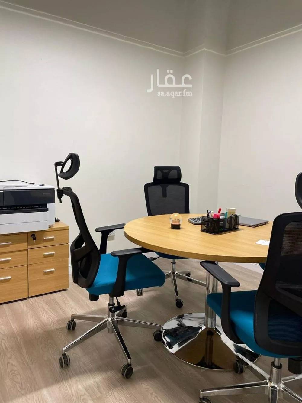 884 sqm office in Al Aridh 9
