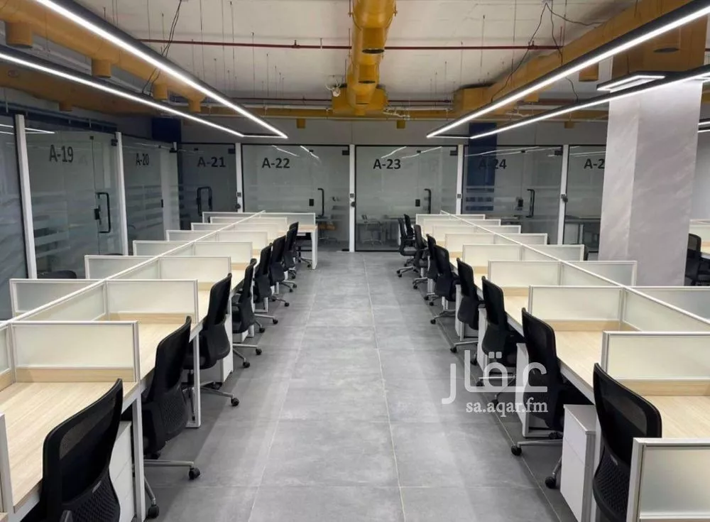 9000 sqm office in As Suwaidi 3