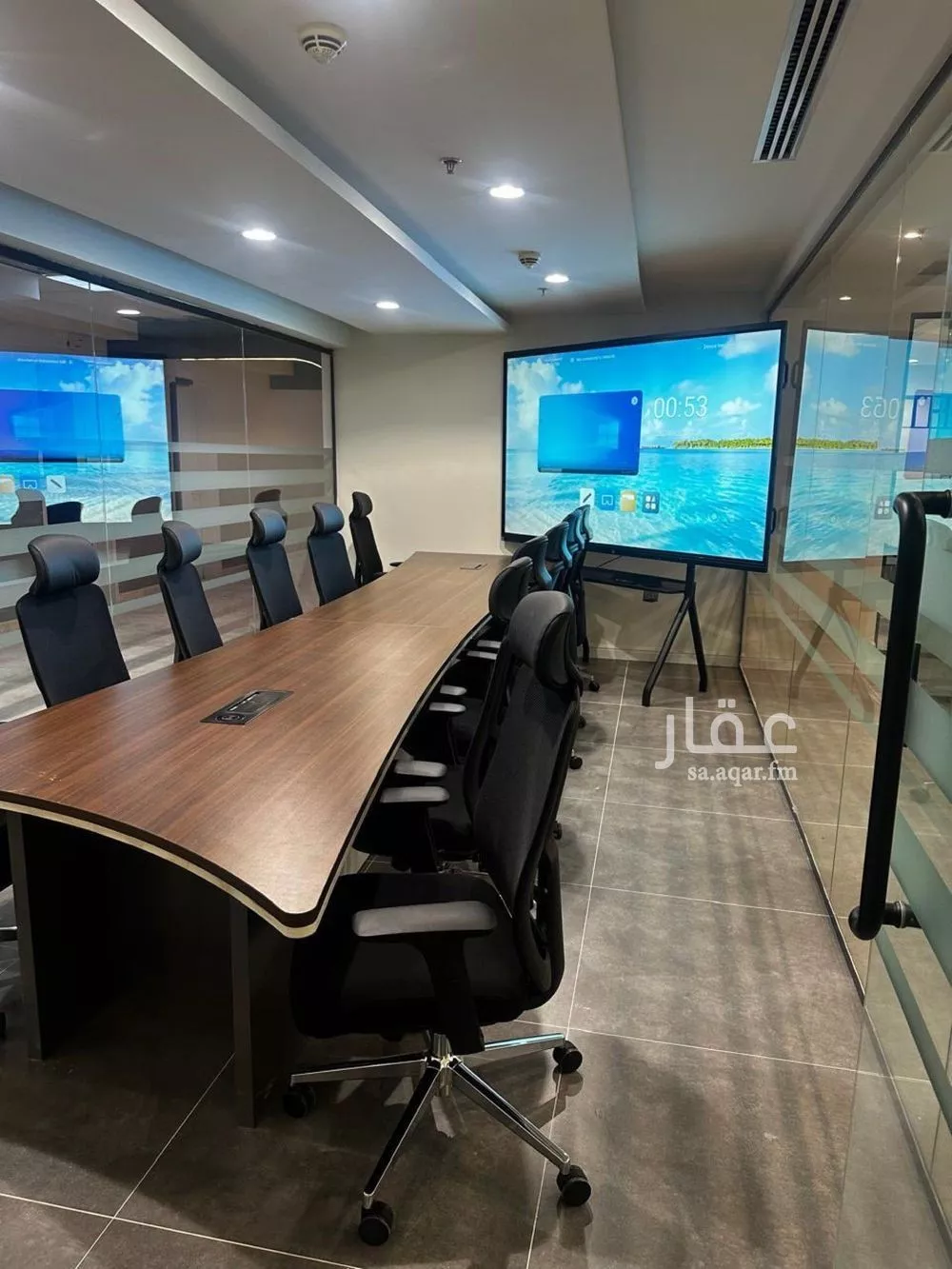 9000 sqm office in As Suwaidi 7