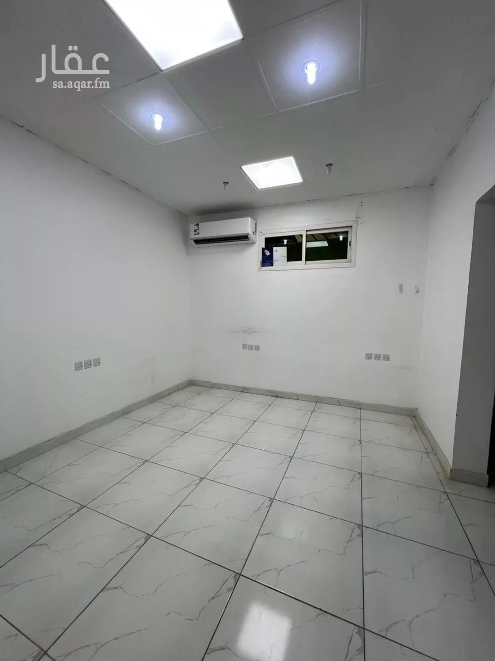 120 sqm office in Al Malaz 11