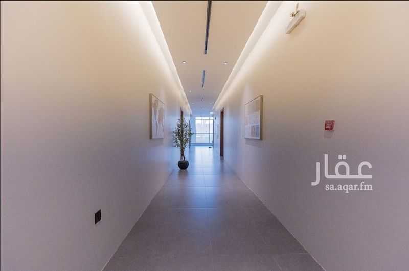 مكتب 900 م² في النرجس 11
