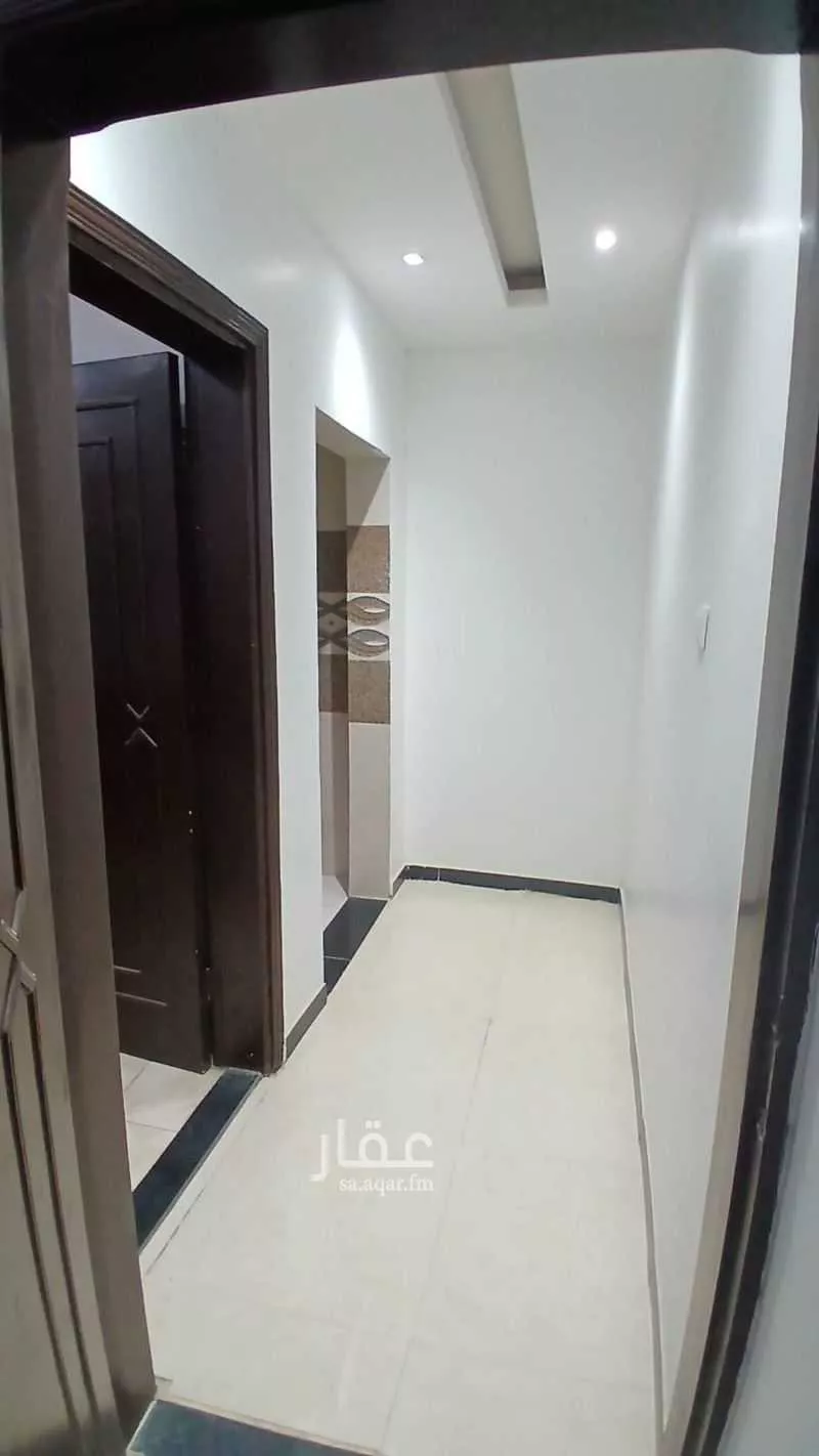 729 sqm office in Al Izdihar 8