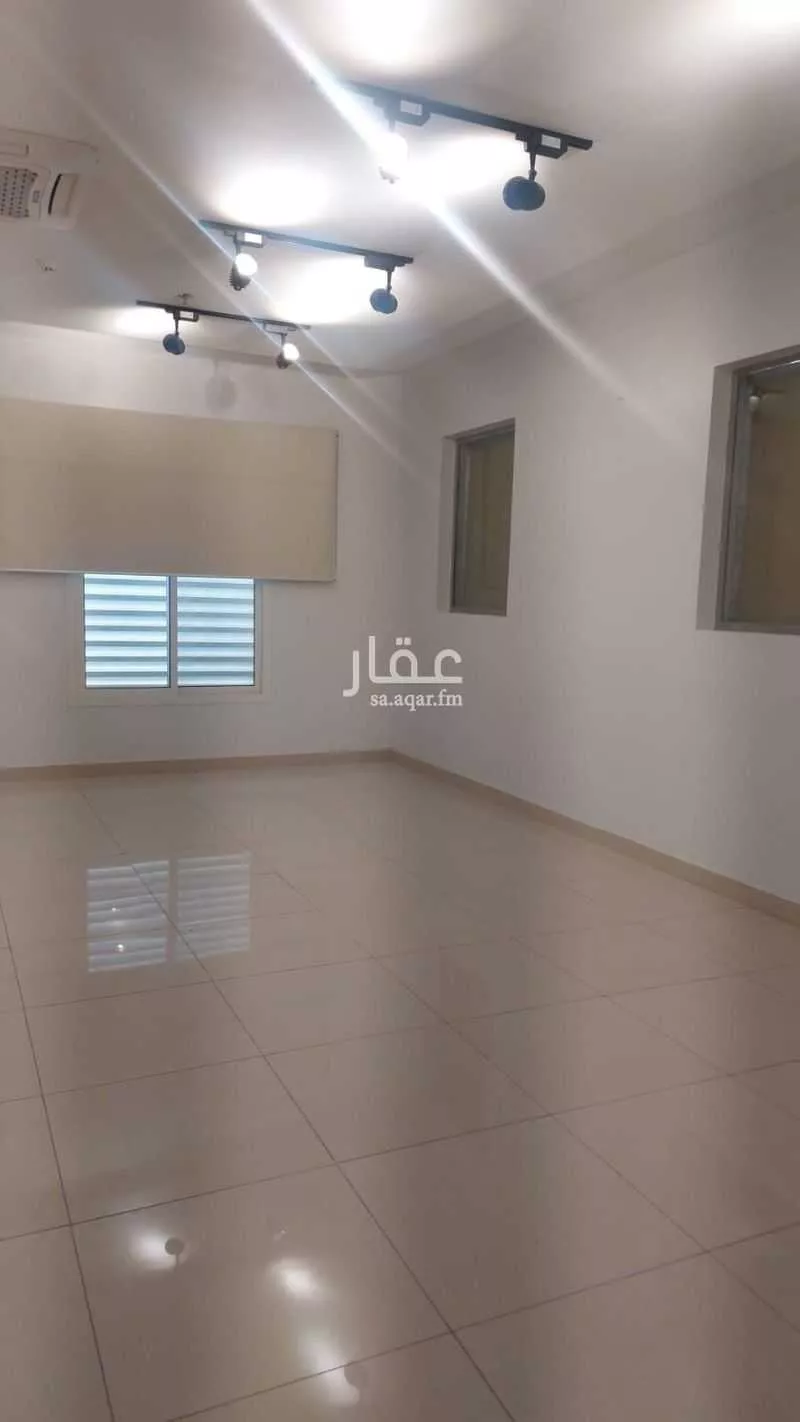 6303 sqm office in Al Yasmin 2