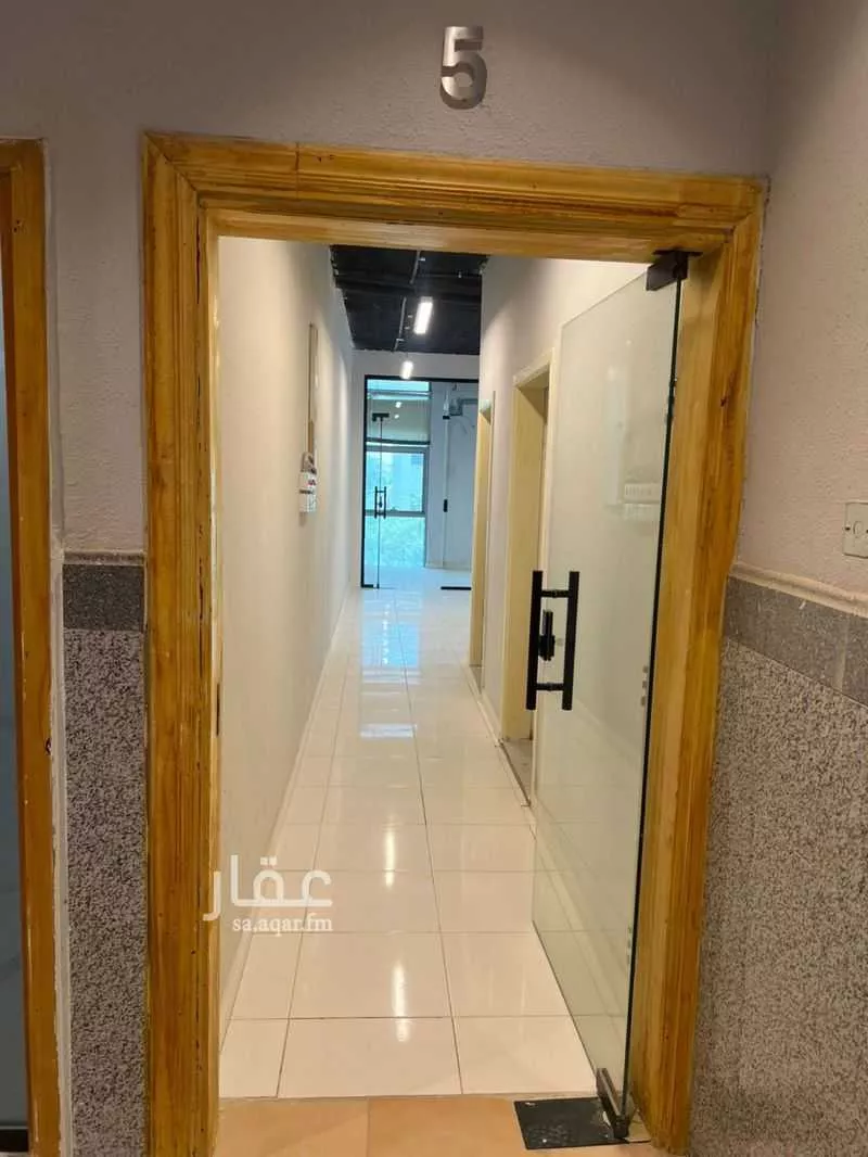 2 bedroom office in Al Sulaimaniyyah, Riyadh 7