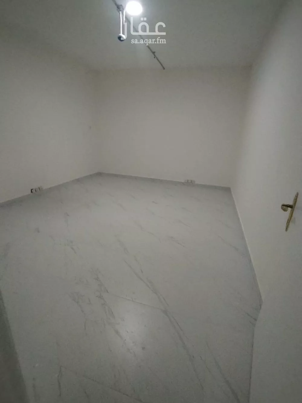 115 sqm office in Al Izdihar 3